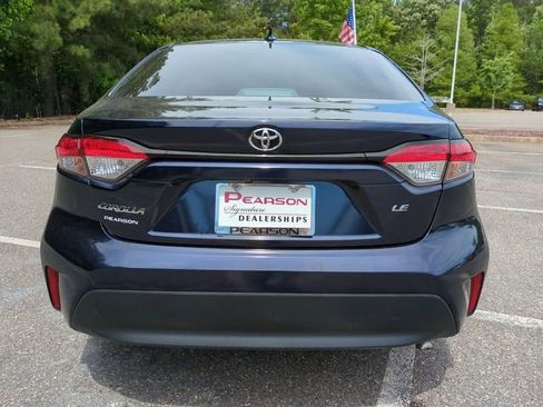 Used 2024 Toyota Corolla LE FWD image 5