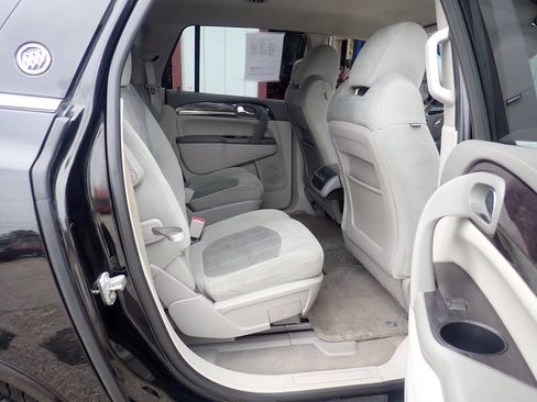Used 2017 Buick Enclave Convenience FWD image 26