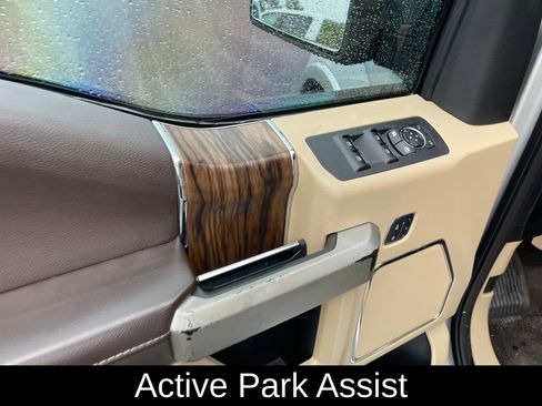 Used 2018 Ford F150 Lariat w/ Equipment Group 502A Luxury image 12