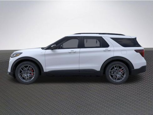 New 2026 Ford Explorer ST-Line w/ ST-Line Street Pack RWD image 3