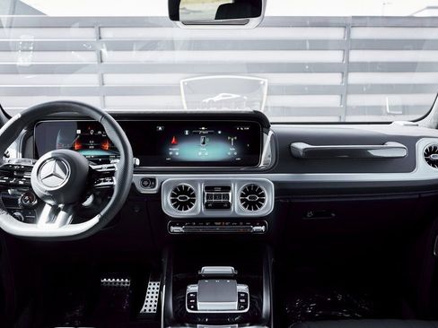 Used 2026 Mercedes-Benz G 63 AMG 4MATIC image 55