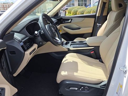 New 2026 Acura MDX SH-AWD image 5
