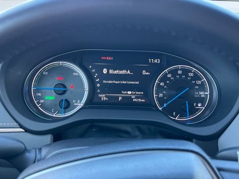 Used 2022 Toyota Venza XLE AWD/4WD image 23
