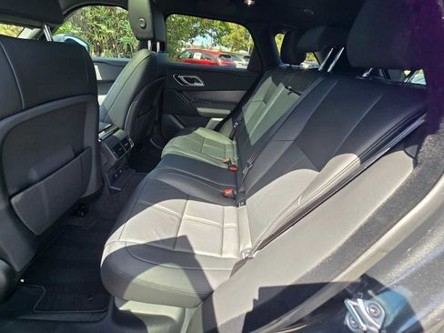 Certified 2025 Land Rover Range Rover Velar Dynamic SE image 20