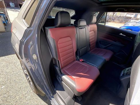 Certified 2021 Volkswagen Atlas Cross Sport SEL Premium R-Line image 26