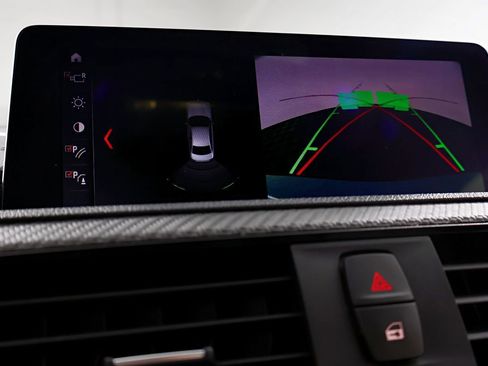 Used 2018 BMW M2 image 33