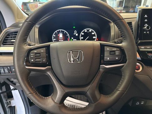 Used 2026 Honda Odyssey EX-L image 18