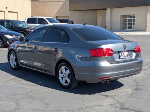 Used 2014 Volkswagen Jetta TDI FWD image 8