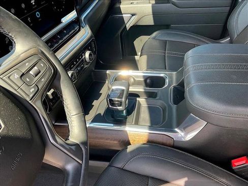 Used 2025 Chevrolet Silverado 1500 High Country w/ Midnight Edition RWD image 14
