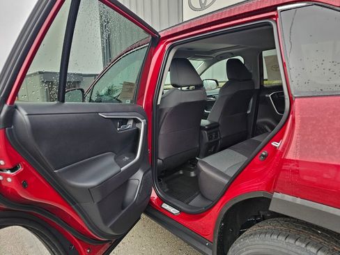 New 2025 Toyota RAV4 XLE image 7