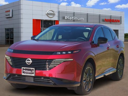 Certified 2025 Nissan Murano Platinum w/ Cargo Package AWD/4WD image 2