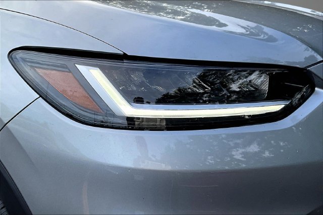 Certified 2024 Honda HR-V LX image 33