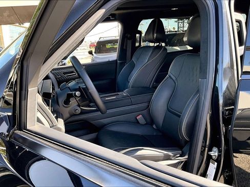 Certified 2026 INFINITI QX80 Autograph w/ Premium Cargo Package AWD/4WD image 36
