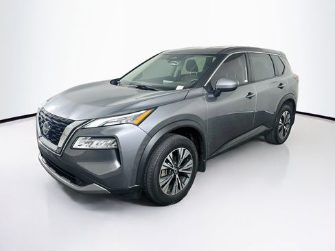 Used 2023 Nissan Rogue SV FWD image 3