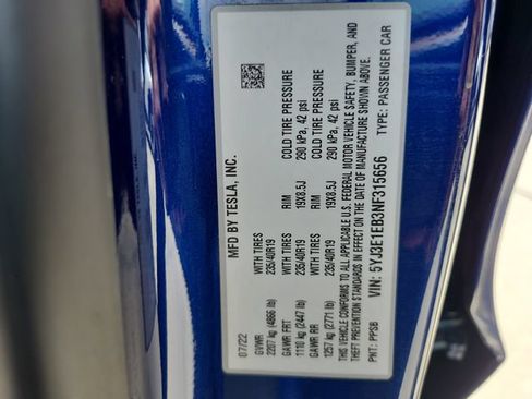 Used 2022 Tesla Model 3 Long Range AWD/4WD image 34