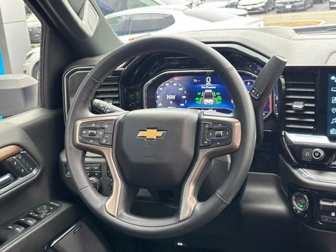 Used 2024 Chevrolet Silverado 3500 High Country w/ High Country Premium Package image 11