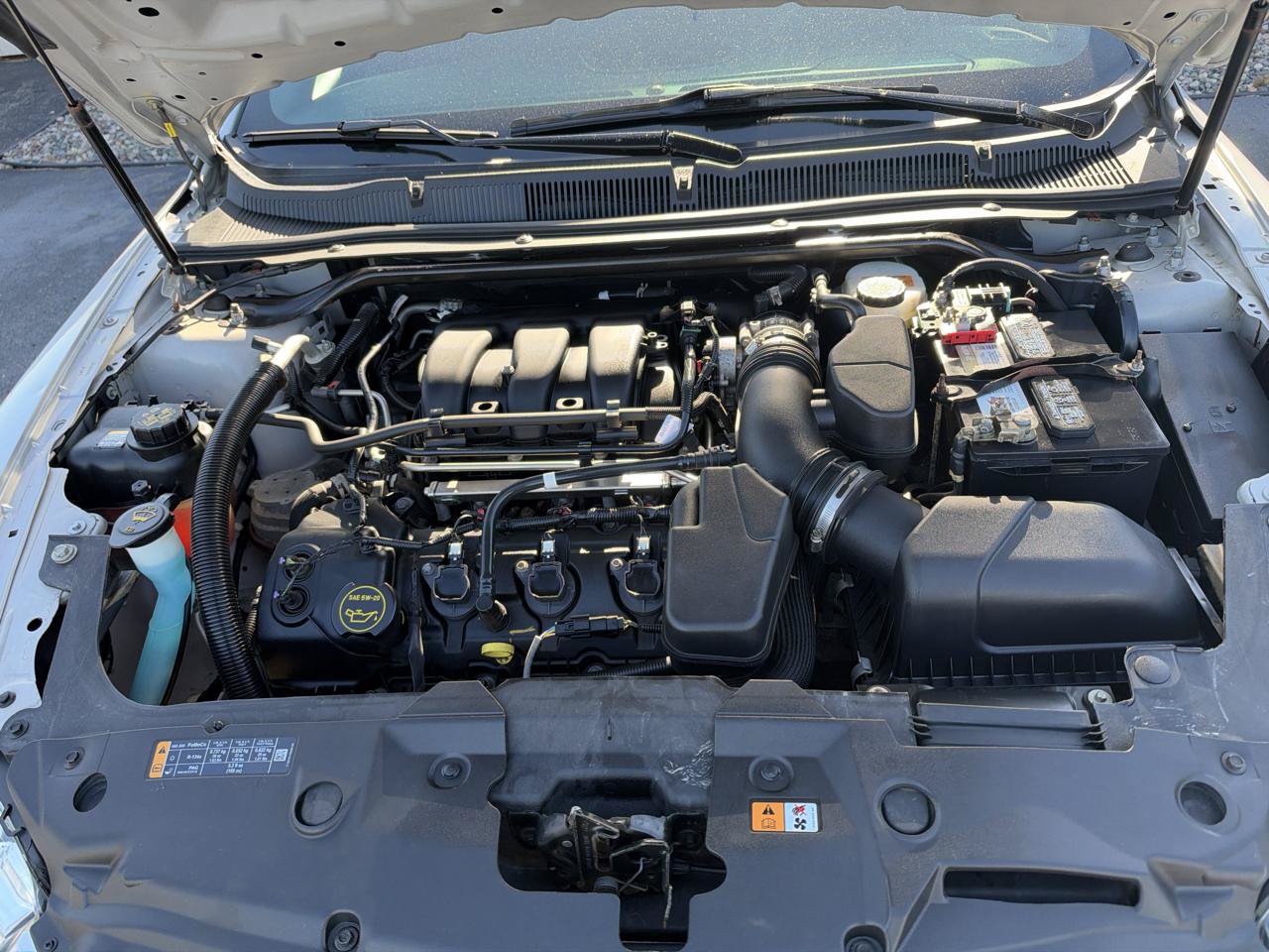 Used 2017 Ford Taurus Police Interceptor AWD image 18
