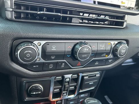 New 2026 Jeep Gladiator Willys image 49