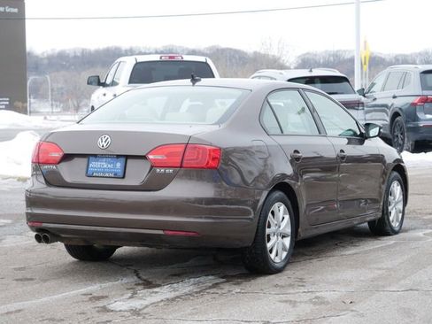 Used 2011 Volkswagen Jetta SE image 7