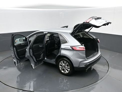 Used 2024 Ford Edge Titanium image 27
