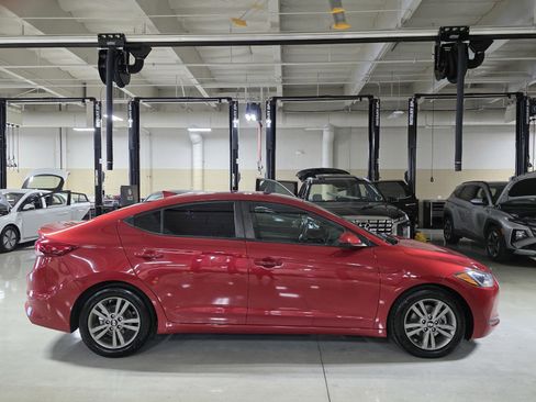Used 2018 Hyundai Elantra SEL image 8