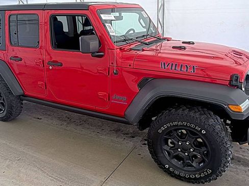 Used 2023 Jeep Wrangler Unlimited w/ Cold Weather Group AWD/4WD image 3