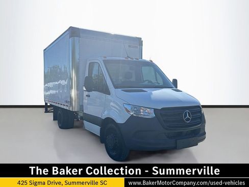 Used 2023 Mercedes-Benz Sprinter 4500 image 1