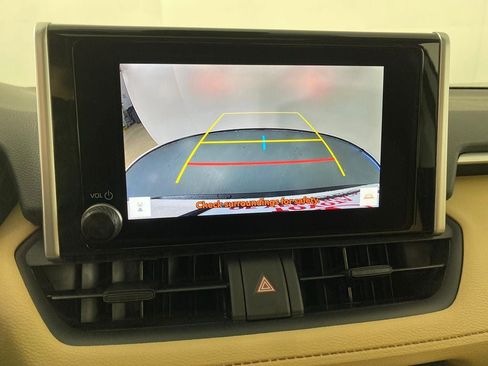 New 2025 Toyota RAV4 XLE w/ Convenience Package image 24