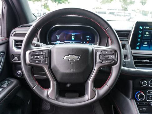 Used 2024 Chevrolet Suburban RST RWD image 15