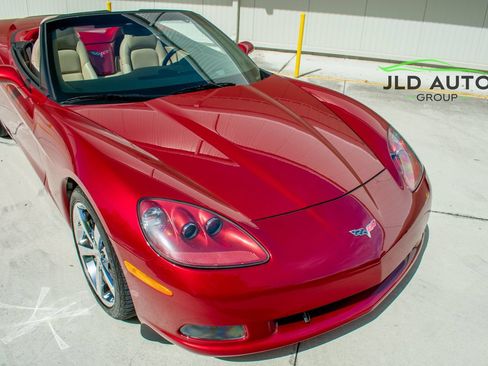 Used 2008 Chevrolet Corvette Convertible w/ Preferred Equipment Group RWD image 35