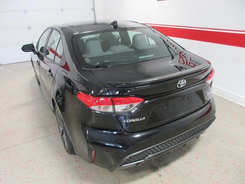 Used 2020 Toyota Corolla SE FWD image 11