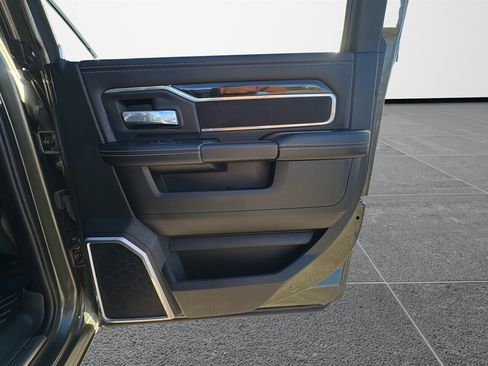 Used 2022 RAM 2500 Laramie image 11