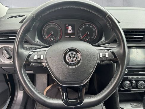 Used 2020 Volkswagen Passat 2.0T R-Line FWD image 12