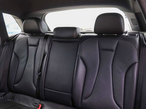 Used 2017 Audi A3 e-tron Premium Plus w/ Premium Plus Package image 17