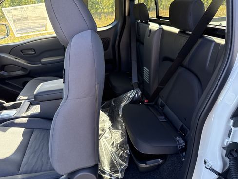 New 2026 Nissan Frontier S image 26