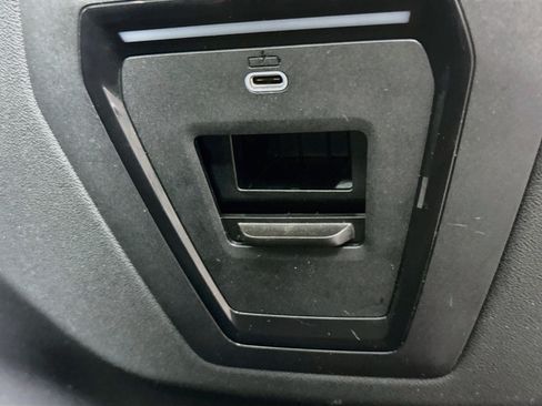 Used 2026 BMW 530i RWD image 41