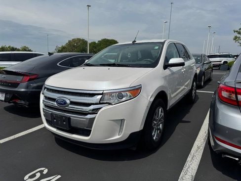 Used 2014 Ford Edge Limited w/ Driver Entry Package FWD image 3