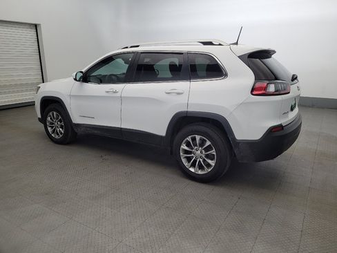 Used 2019 Jeep Cherokee Latitude Plus w/ Comfort/Convenience Group image 3