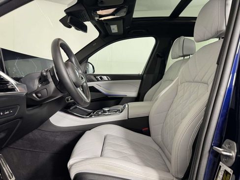 Used 2024 BMW X5 xDrive40i w/ M Sport Package AWD/4WD image 4