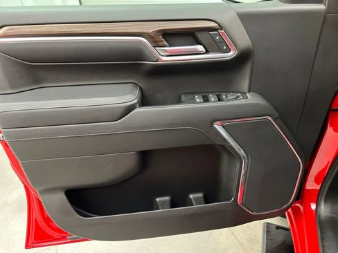 Used 2023 Chevrolet Silverado 1500 LT image 11