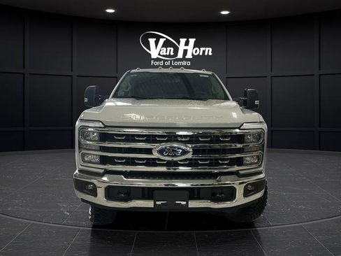 New 2026 Ford F250 XLT w/ XLT Premium Package AWD/4WD image 8