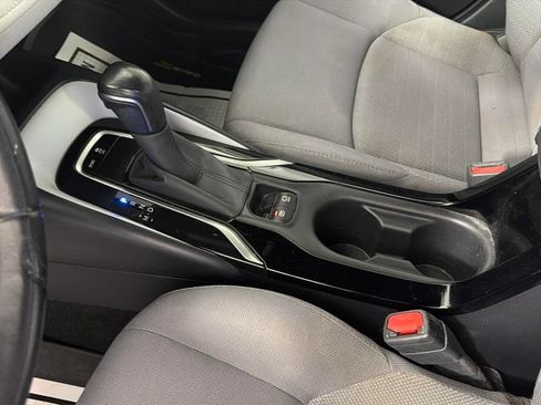 Used 2022 Toyota Corolla SE FWD image 22