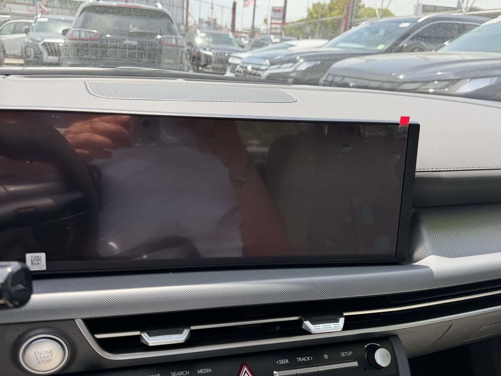 Used 2025 Hyundai Sonata SE FWD image 24