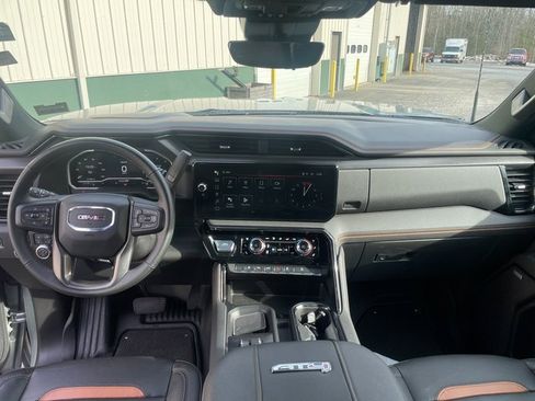 Certified 2024 GMC Sierra 2500 AT4 w/ Technology Package image 27