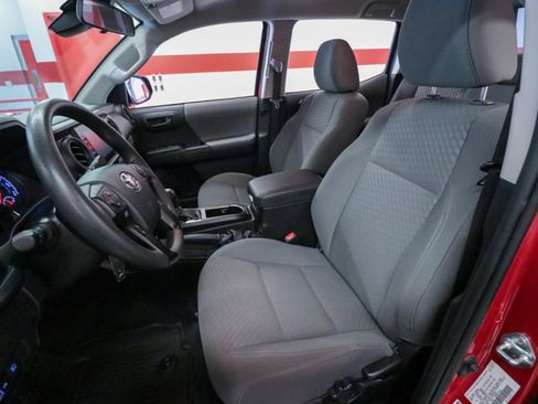 Used 2023 Toyota Tacoma SR AWD/4WD image 12