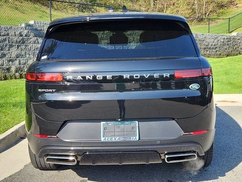 Used 2023 Land Rover Range Rover Sport SE image 7