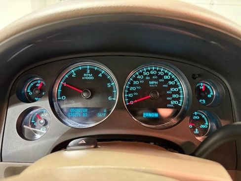 Used 2010 GMC Sierra 1500 SLT w/ SLT Convenience Package AWD/4WD image 14