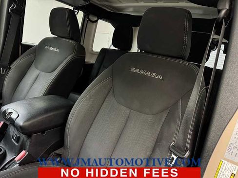 Used 2016 Jeep Wrangler Unlimited Sahara AWD/4WD image 13
