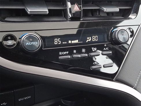 Certified 2024 Toyota Camry SE image 15