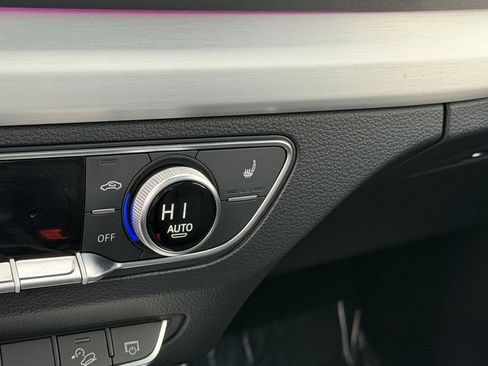 Certified 2024 Audi Q5 e Prestige w/ Prestige Package image 29
